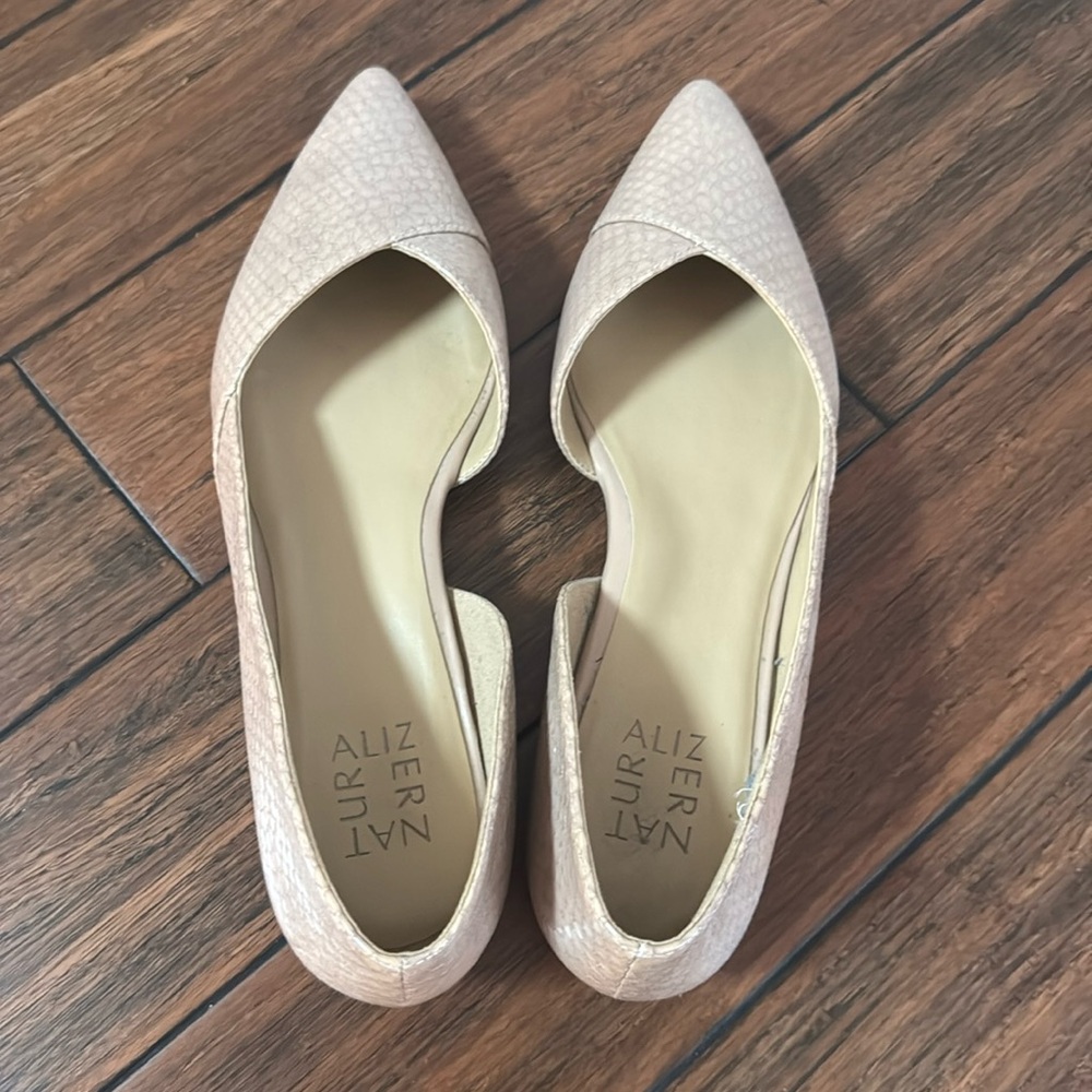 Naturalizer Dorsay flats